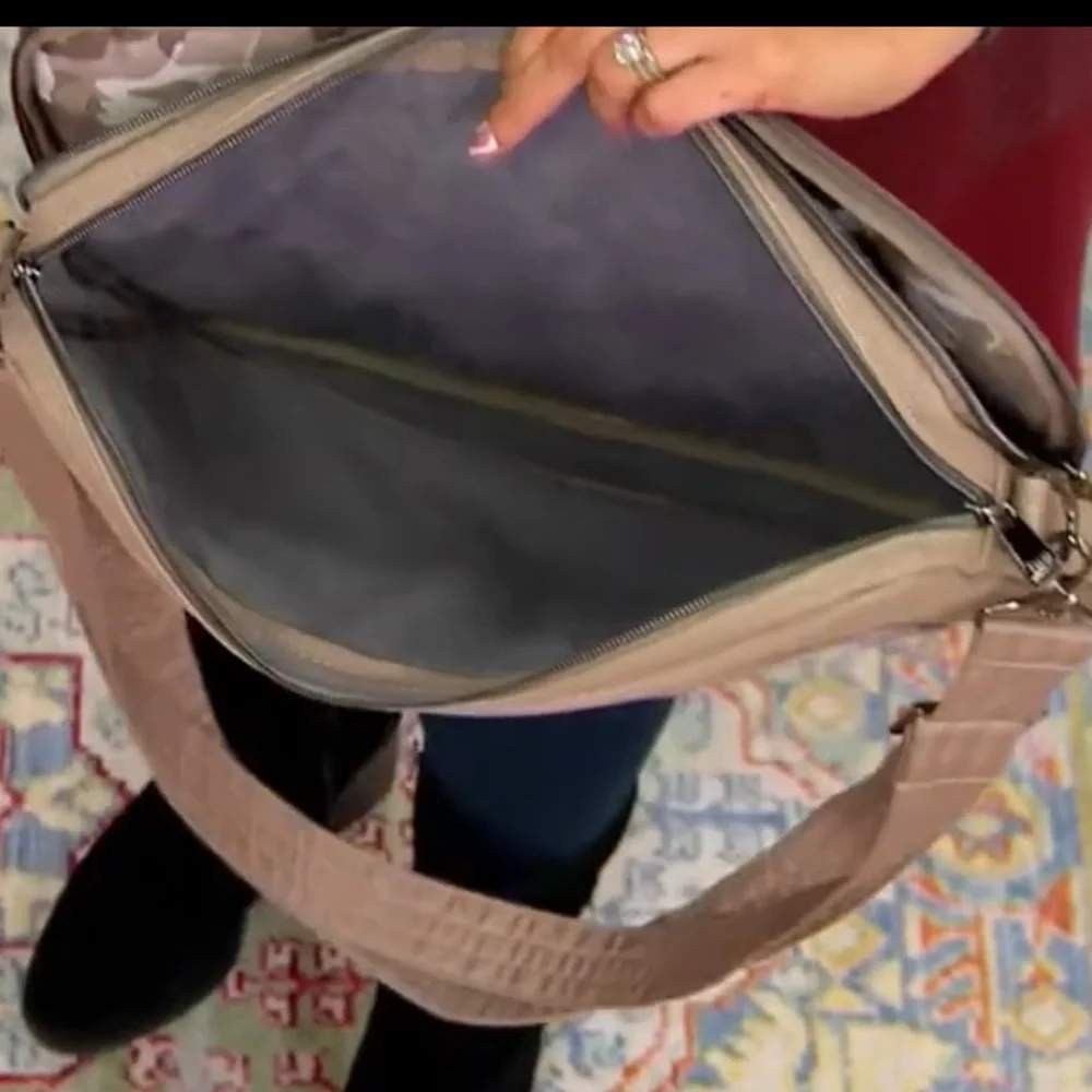 LUG Gorgeous Palms Interior Delta Matte Luxe 14.5